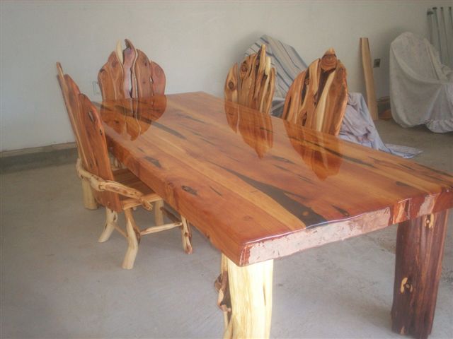 juniper dinning room tables and chairs